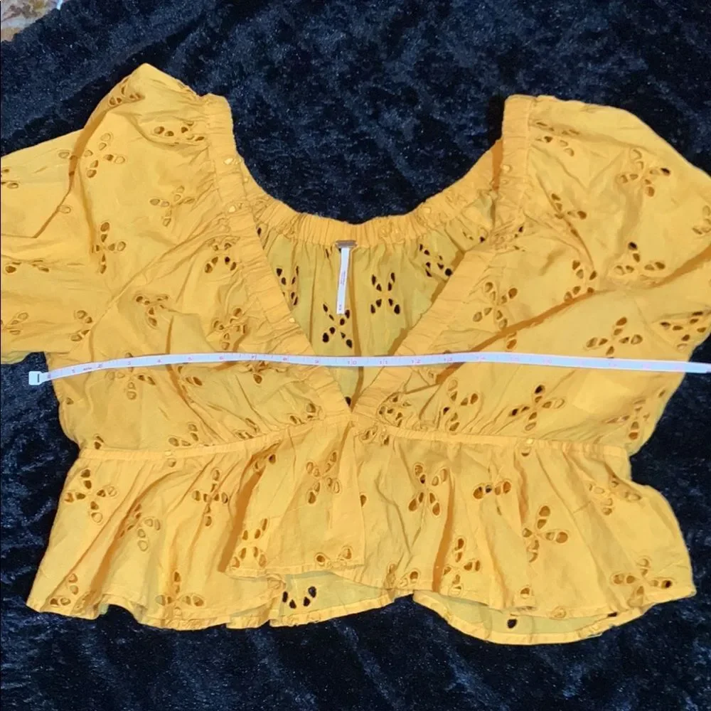 Women’s FREE PEOPLE
GARDENIA TOP Medium Color Golden Girl - Picture 4 of 15